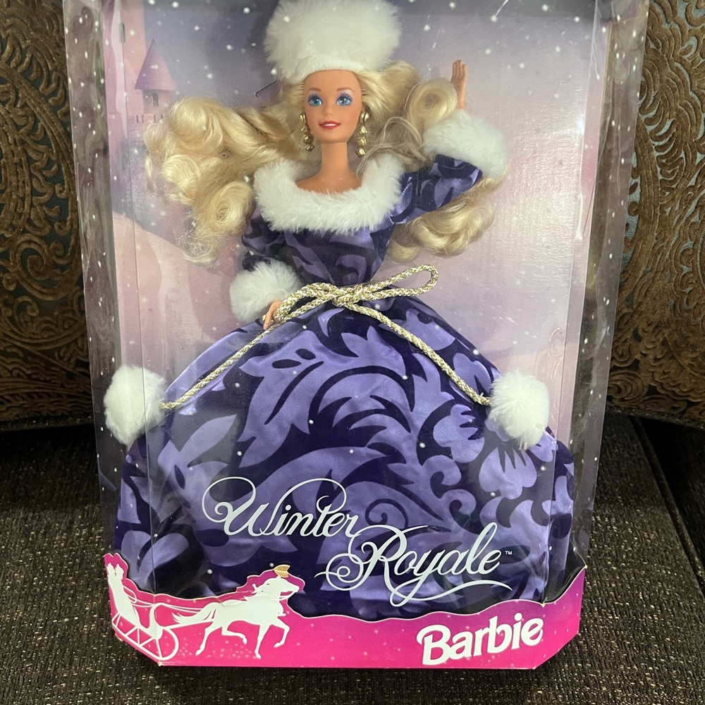 1993 Limited Edition Winter Royale Barbie doll